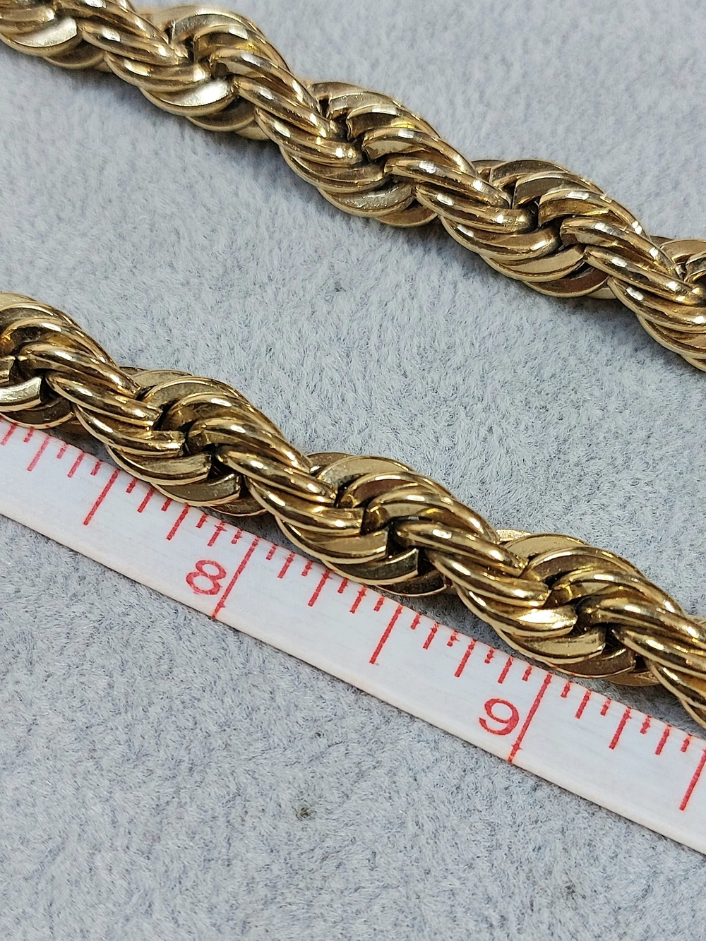 Chunky Gold Rope Chain Vintage Necklace - Women Jewelry - Picture 4 of 5